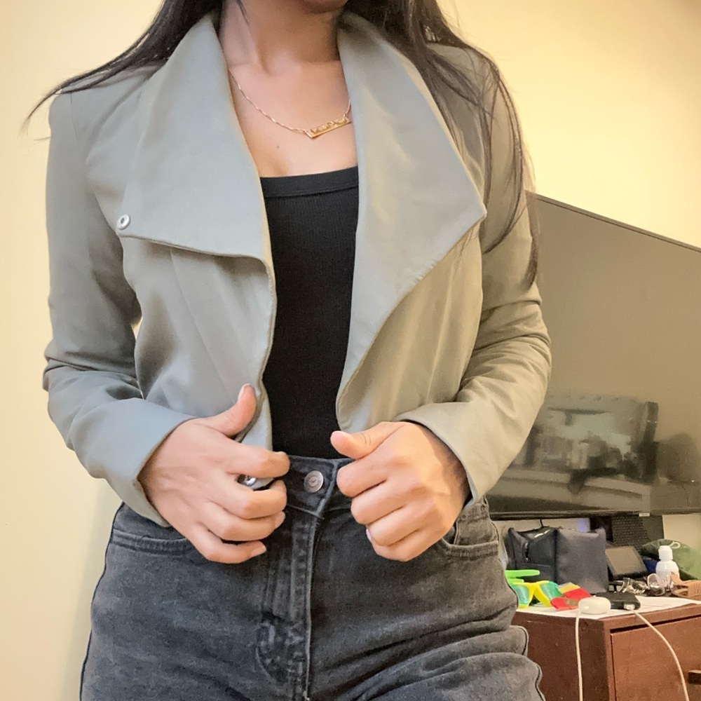 Lamarque Women's Gray Blazer